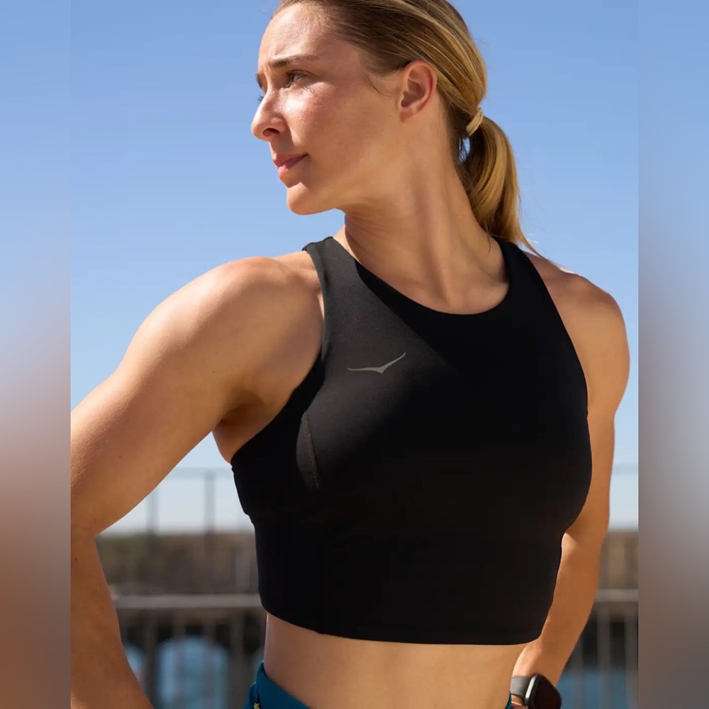 🔥HOKA Elaro Crop Bra MEDIUM (BLACK)